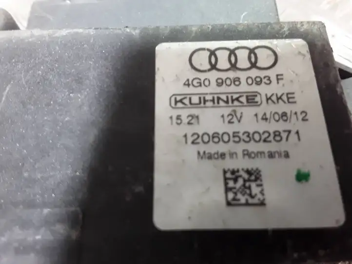 Audi A6 C7 (2011 - 2014) 4G0906093F Прочие блоки управления — фото 3