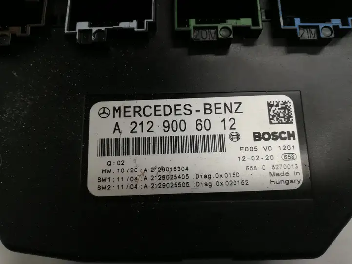 Mercedes-Benz E W212 (2009 - 2016) A2129006012 Блок монтирования реле — фото 2
