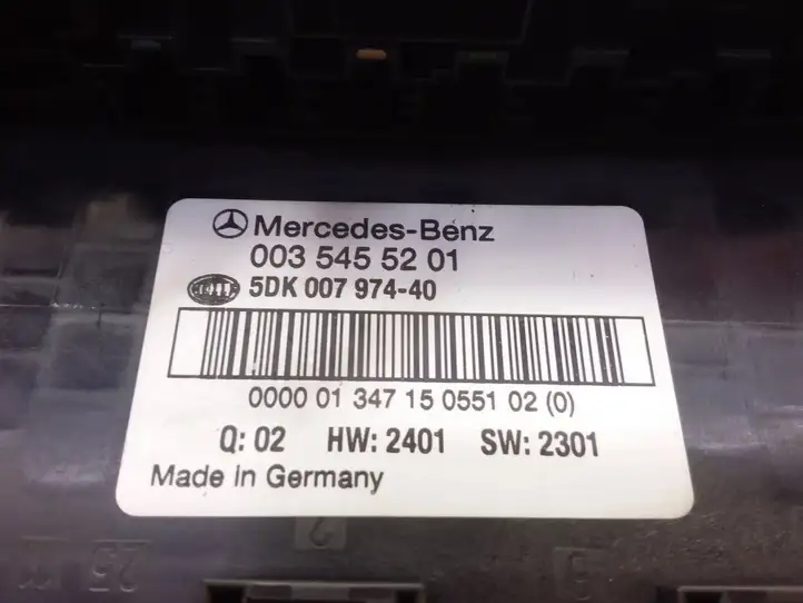 Mercedes-Benz C W203 (2000 - 2007) 0035455201 Блок монтирования реле — фото 5