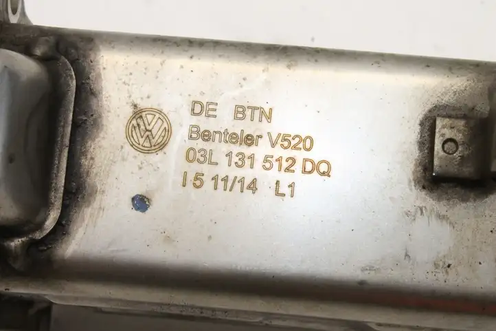 Volkswagen PASSAT B7 (2011 - 2014) 03L131512DQ Охладитель клапана EGR — фото 4