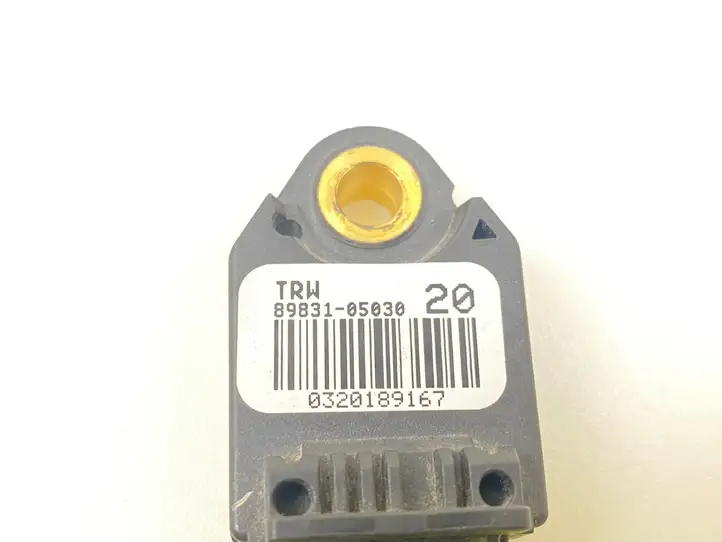 Toyota Avensis T270 (2009 - 2012) 8983105030 Датчик удара SRS — фото 3
