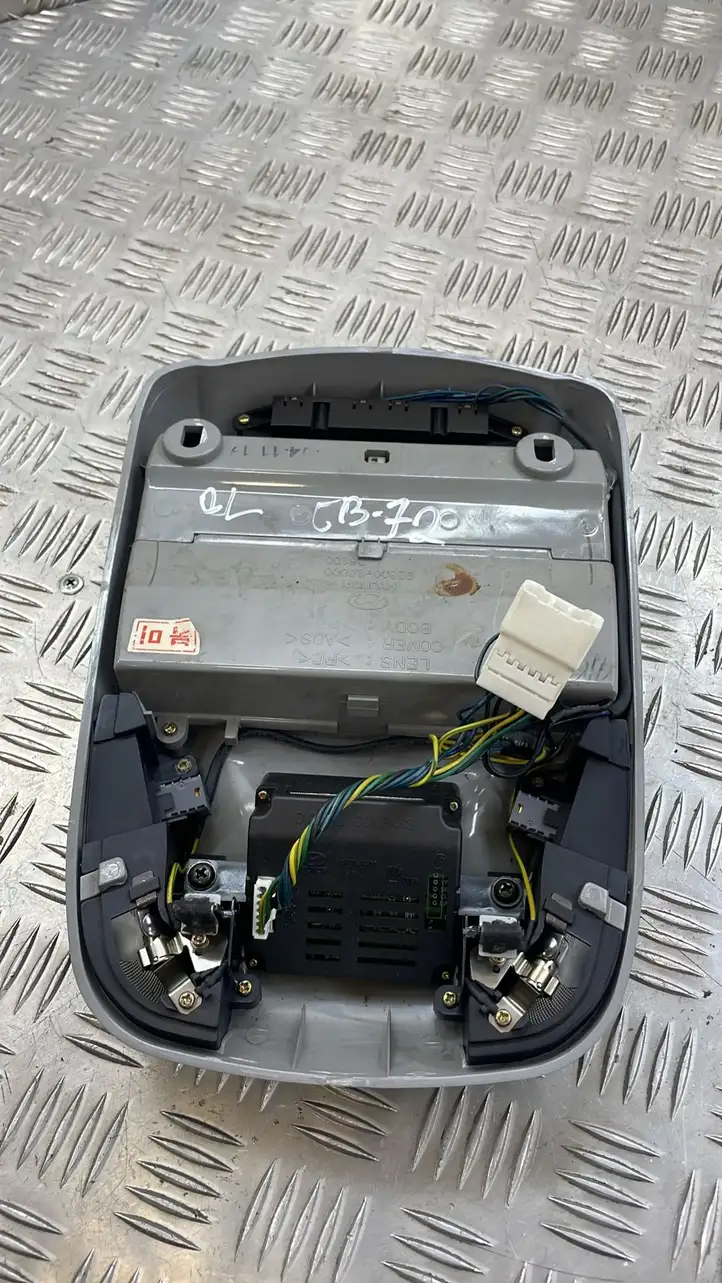 Hyundai Santa Fe (2000 - 2005) 9280026000 Передняя подсветка — фото 4