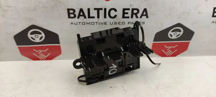 BMW 5 F10 F11 (2009 - 2016)  9371374 Другие блоки управления / модули