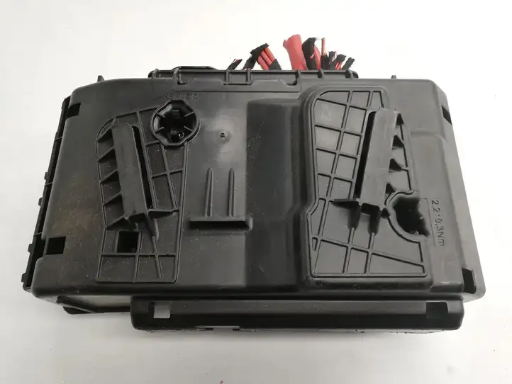 Mercedes-Benz C W205 (2014 - 2021)   Блок монтирования реле