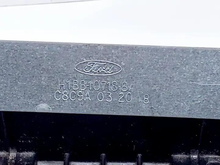 Ford Fiesta (2017 - ) H1BB10723AC Ящик аккумулятора — фото 4
