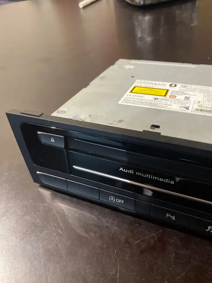 Audi A4 S4 B8 8K (2011 - 2015) 8R1035652D Магнитола / мультимедийная система — фото 4