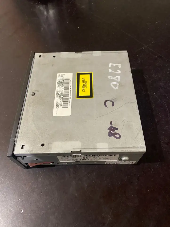 Mercedes-Benz CLS C219 (2003 - 2011) A2208703589 Блок навигации GPS — фото 1