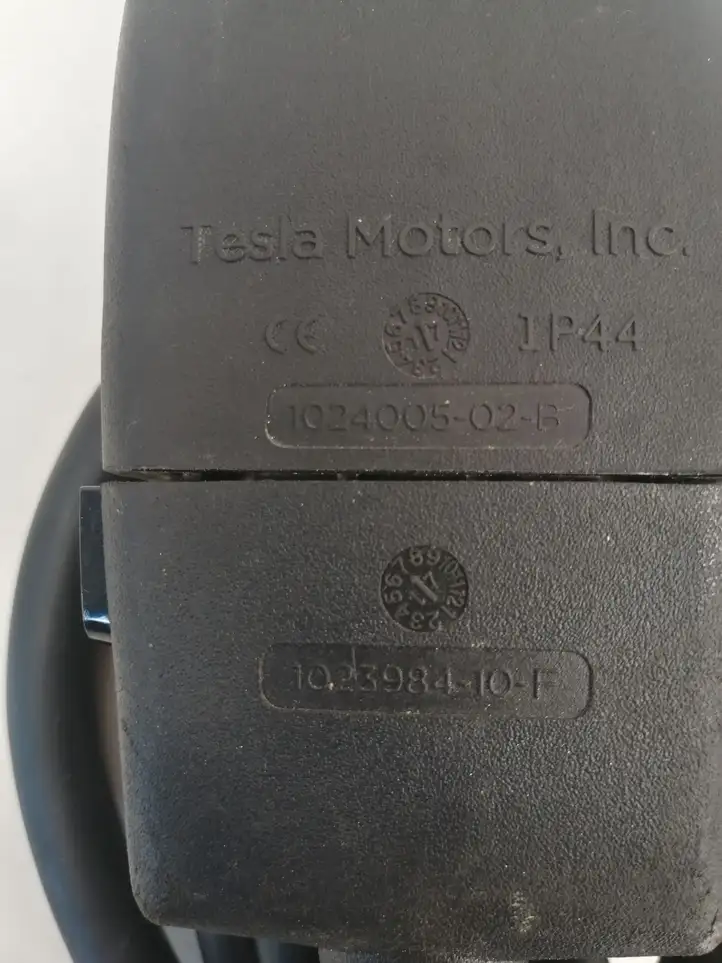 Tesla Model X (2015 - 2021) 105822002E Кабель для зарядки электромобилей — фото 6