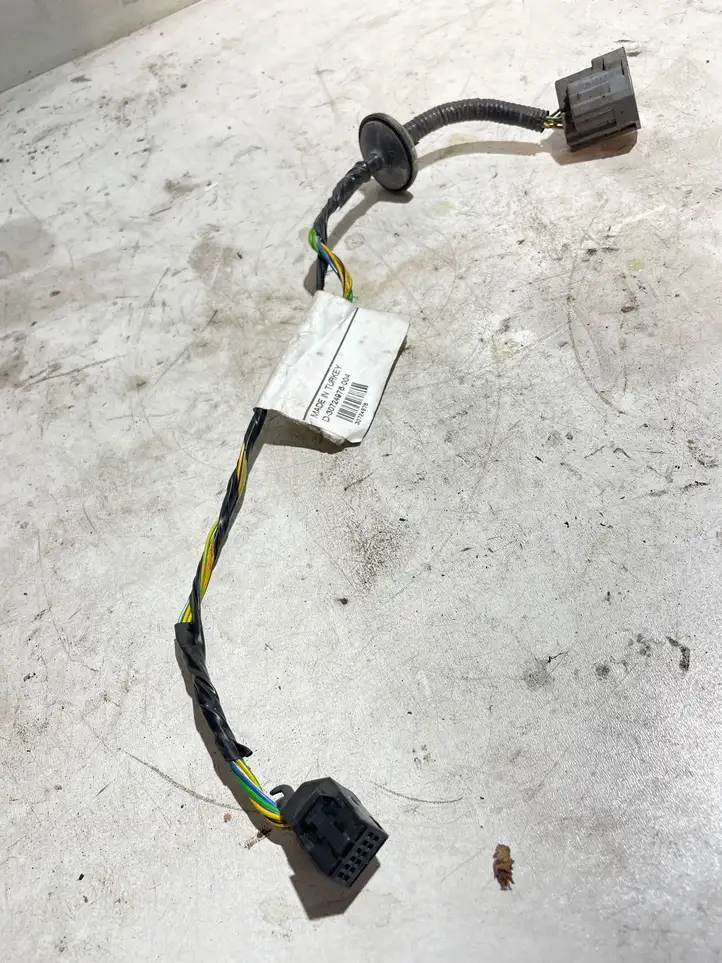 Volvo V70 (2007 - 2013)  30724976 Проводка датчиков парковки