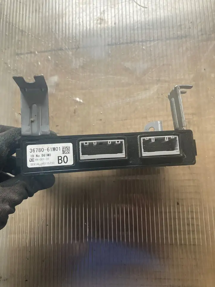 Suzuki SX4 S-Cross (2013 - 2021)  3678061M01 Другие блоки управления / модули