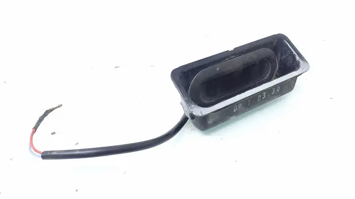 BMW 5 E60 E61 (2004 - 2010) 8168035 Кнопка закрытия крышки багажника — фото 1
