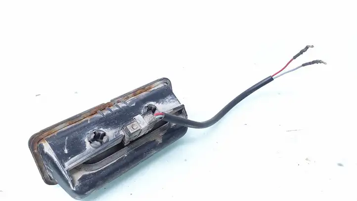 BMW 5 E60 E61 (2004 - 2010) 8168035 Кнопка закрытия крышки багажника — фото 3