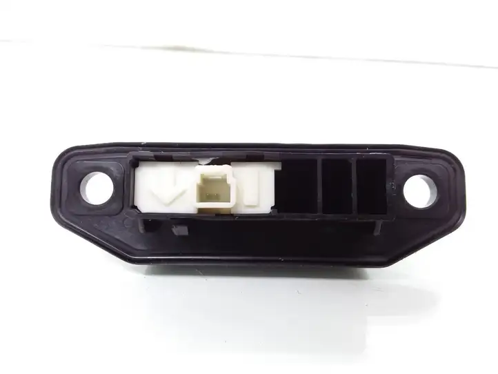 Toyota Auris E180 (2012 - 2018) 15D184 Кнопка закрытия крышки багажника — фото 2