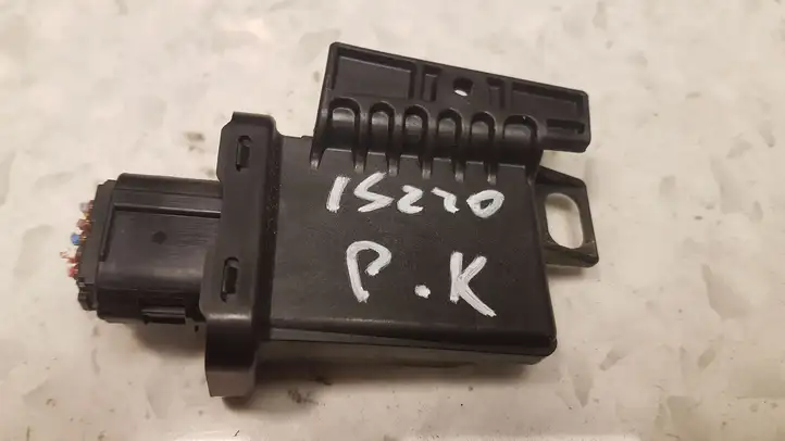 Lexus IS 220 (2005 - 2010)  8999130050 Блок управления дверью