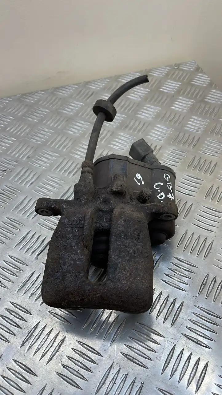 Audi A6 (2004 - 2008)   Задний суппорт