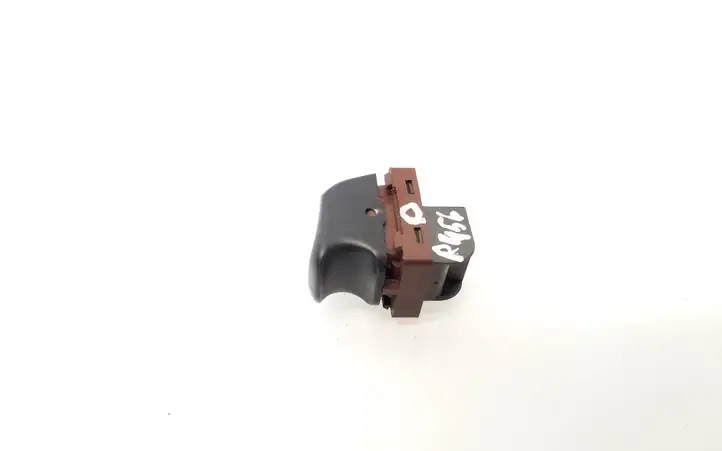 Audi A5 8T 8F (2007 - 2011) 8K0959831A Кнопка закрытия крышки багажника — фото 3