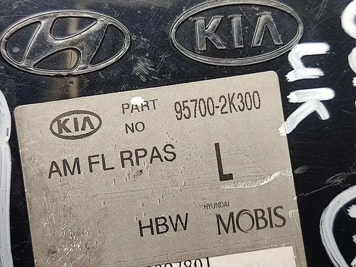 Kia Soul (2011 - 2014) 957002K300 Блок управления парктрониками — фото 2