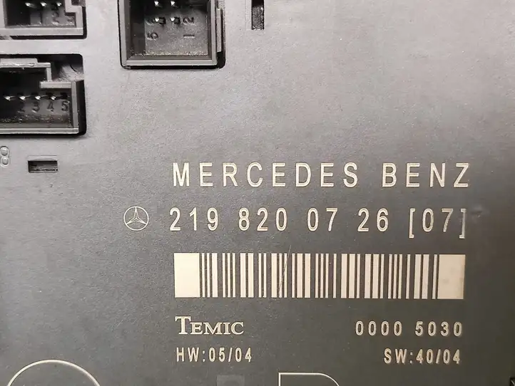 Mercedes-Benz C W204 (2007 - 2014) 2198200726 Блок управления дверью — фото 2