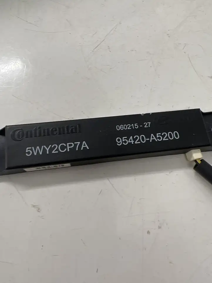 Hyundai Santa Fe (2012 - 2015)  94520A5200 Другие блоки управления / модули