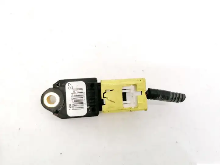 Toyota Auris 150 (2006 - 2012) 8983102060 Датчик удара SRS — фото 1