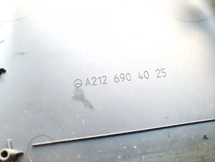Mercedes-Benz E W212 (2009 - 2016) a2126904025 Прочие детали салона — фото 3