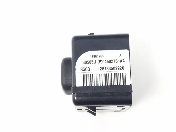 Jeep Grand Cherokee (2010 - 2021) P04602751AA Кнопка закрытия крышки багажника — фото 3