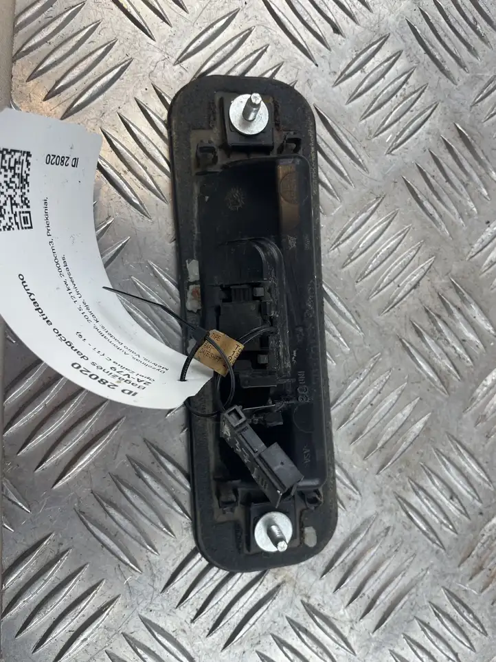 Opel Zafira C (2014 - 2016) 13271375 Кнопка закрытия крышки багажника — фото 6