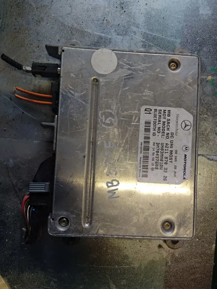 Mercedes-Benz CLK A209,C209 (2002 - 2009) A2118703226 Блок GSM — фото 1