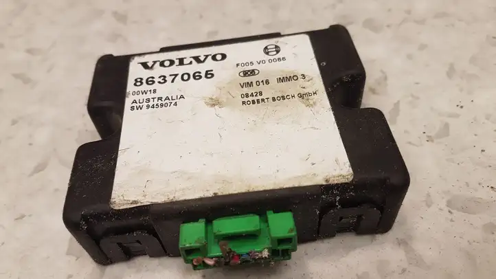 Volvo V70 (2000 - 2004) 8637065 Блок иммобилайзера — фото 1