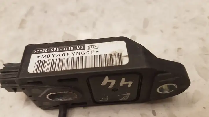 Honda FR-V (2004 - 2009)  77930SFEJ110M2 Датчик удара надувных подушек