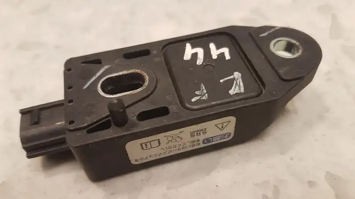 Honda FR-V (2004 - 2009)  77930SFEJ110M2 Датчик удара надувных подушек