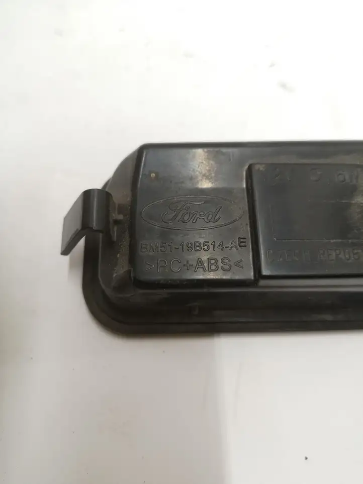Ford Focus ST (2015 - 2018) BM5119B514 Кнопка закрытия крышки багажника — фото 7