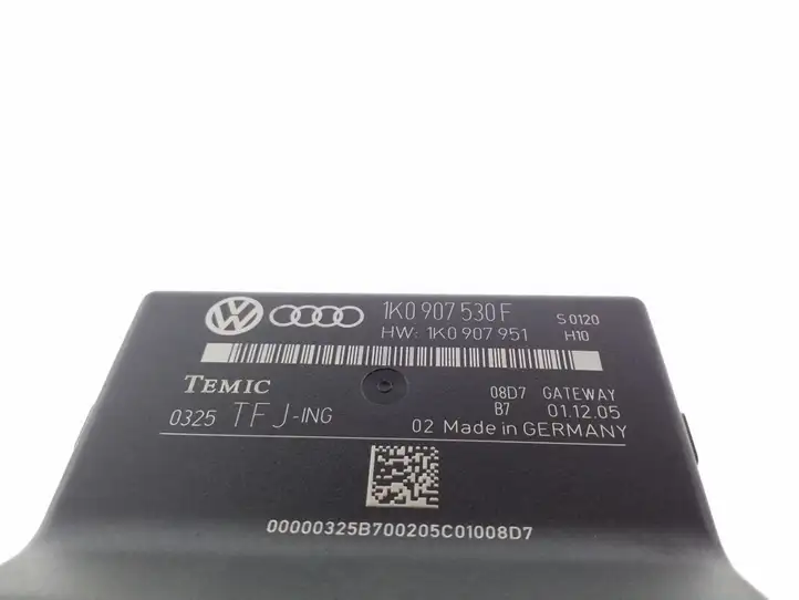 Volkswagen Touran I (2003 - 2010) 1K0907530F Прочие блоки управления — фото 3