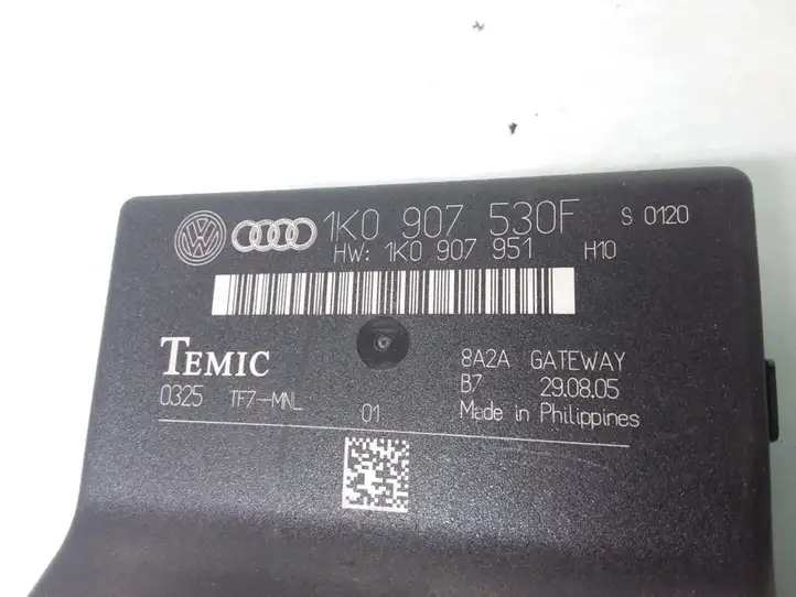 Audi A3/S3 8P (2004 - 2008) 1K0907530F Прочие блоки управления — фото 3