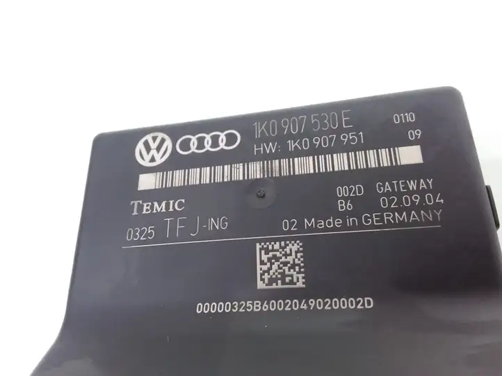 Volkswagen Touran I (2003 - 2010) 1K0907530E Прочие блоки управления — фото 4