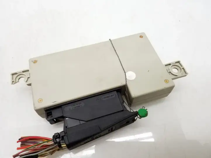 Mercedes-Benz E W211 (2002 - 2009)  A2118708126 Другие блоки управления / модули