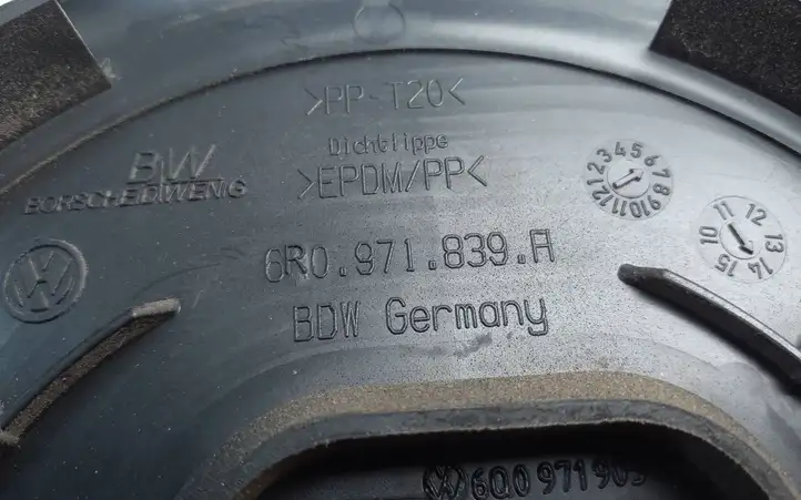 Audi A1 (2010 - 2014) 1K0906093G Реле насоса горючего — фото 3