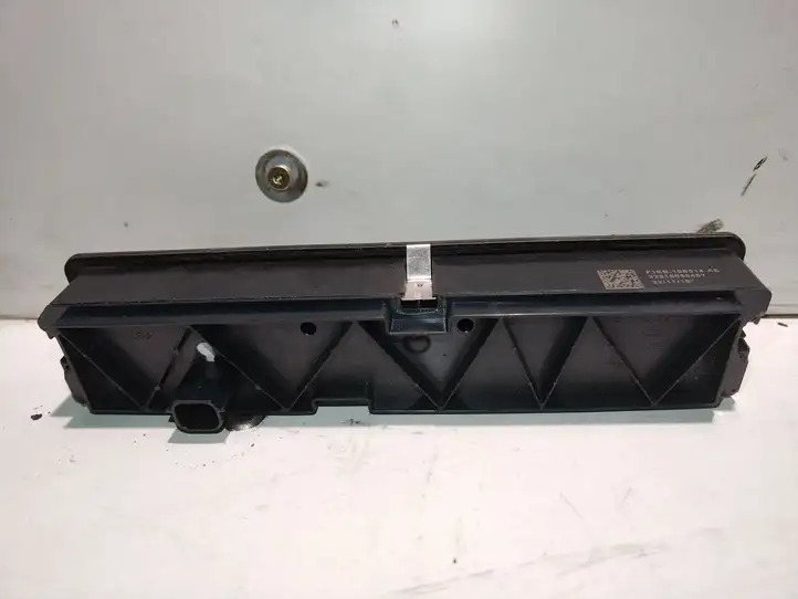 Ford Focus (2015 - 2019) F1EB19B514AE Кнопка закрытия крышки багажника — фото 2