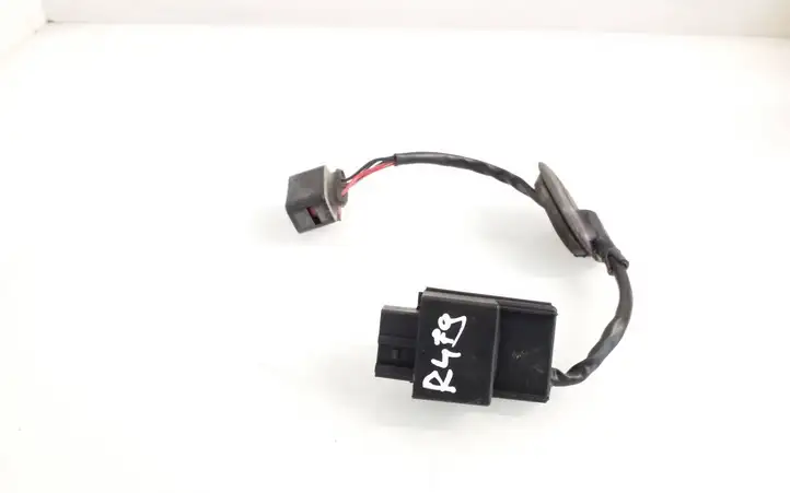 Skoda Octavia Mk2 (1Z) (2004 - 2013)  1K0906093F Реле насоса горючего