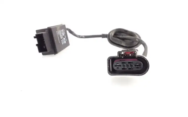 Skoda Octavia Mk2 (1Z) (2004 - 2013)  1K0906093F Реле насоса горючего