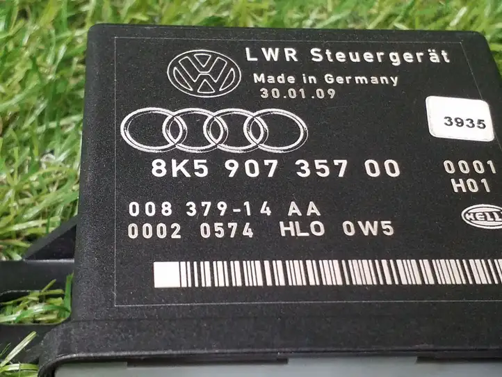 Audi A4 S4 B8 8K (2007 - 2011) 8K590735700 Блок управления светом — фото 4