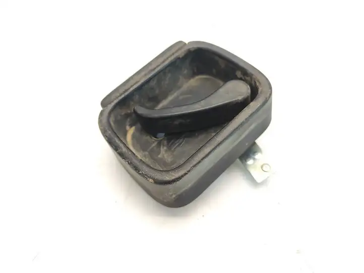 Volkswagen Caddy (2004 - 2010) 2K0827185 Кнопка закрытия крышки багажника — фото 2