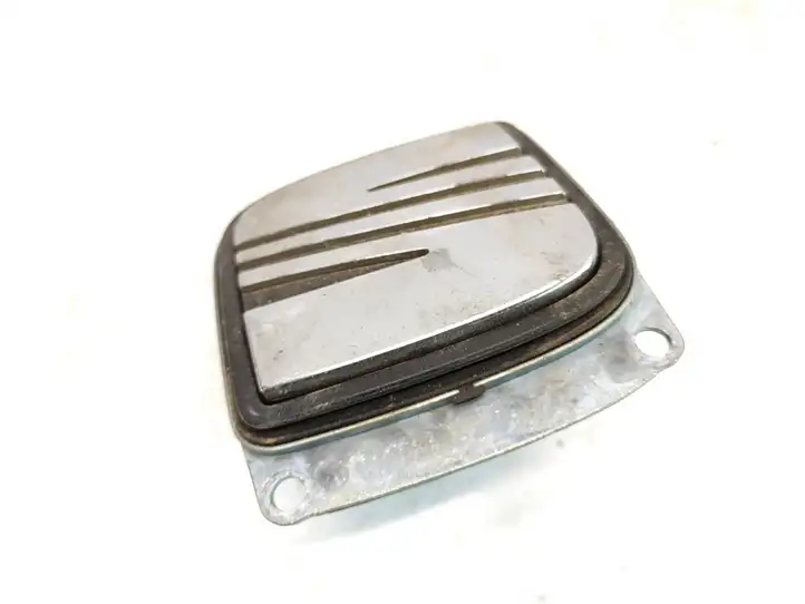 Seat Toledo III (5P) (2004 - 2009) 5P0827565C Кнопка закрытия крышки багажника — фото 2