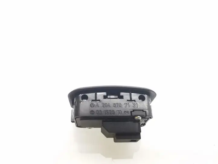 Mercedes-Benz C W204 (2007 - 2014) A2048707151 Кнопка закрытия крышки багажника — фото 3