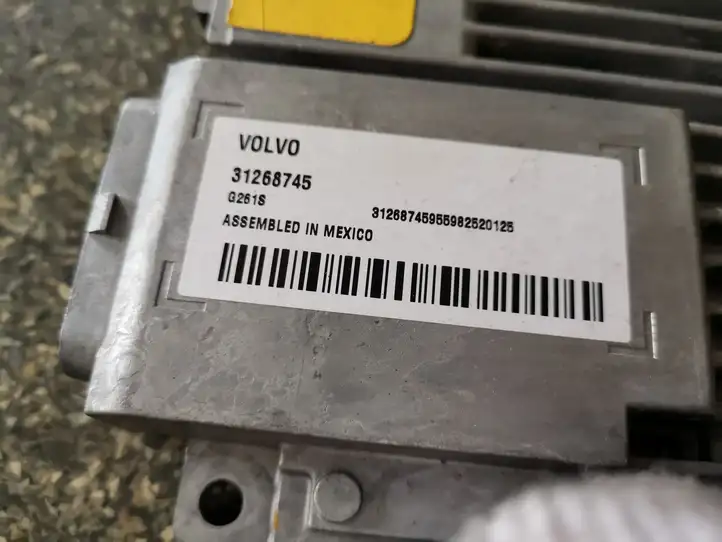 Volvo XC60 (2008 - 2013) 31268745 Прочие блоки управления — фото 2