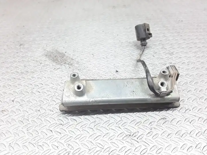 Volkswagen Touareg I (2002 - 2010) 1J0827566F Кнопка закрытия крышки багажника — фото 1