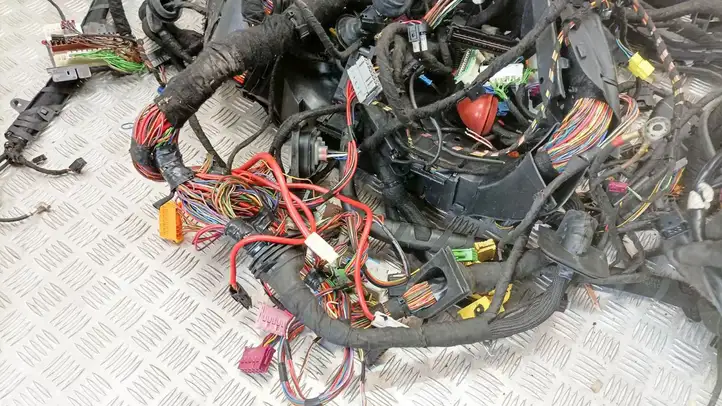 Mercedes-Benz SL R231 (2012 - 2019) A2318210138 Прочая электропроводка — фото 2