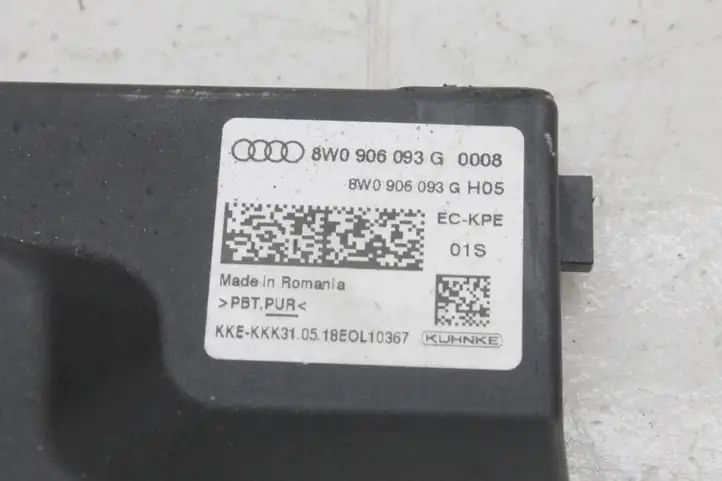 Audi A5 (2016 - ) 8W0906093G Блок управления топливным насосом — фото 4