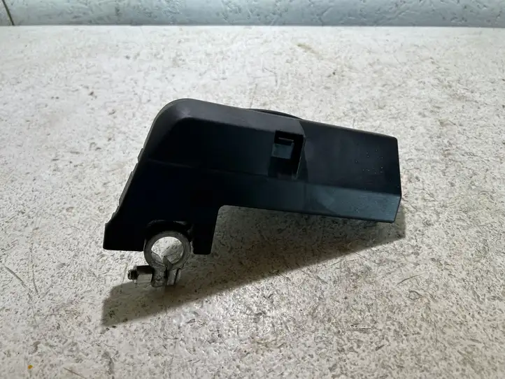 Audi A4 S4 B8 8K (2011 - 2015) 4F0915519 Плюсовой провод аккумулятора — фото 1