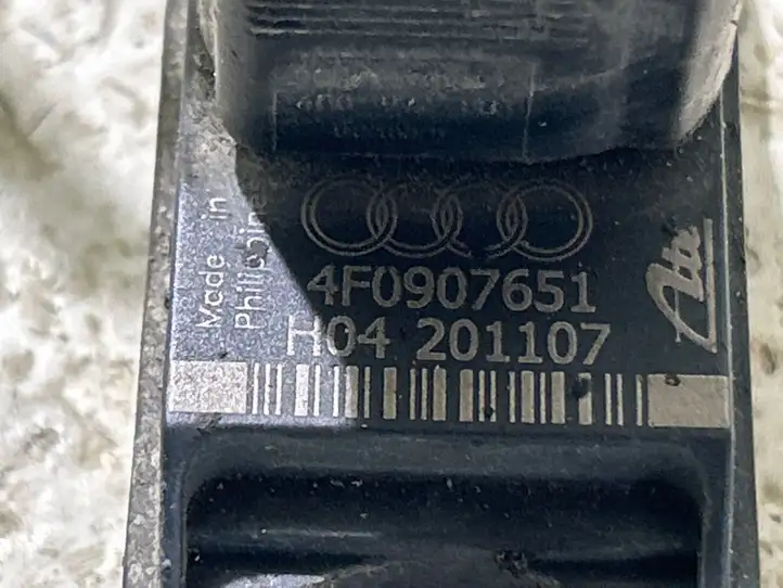 Audi A4 S4 B8 8K (2011 - 2015) 4F0907651 Датчик удара SRS — фото 3